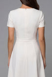 Vestido de Trabalho Midi Simples em Linha A cor Marfim