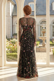 Vestido preto de tule com decote quadrado bordado da mãe da noiva
