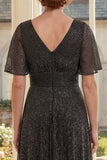 Vestido Mãe da Noiva preto preto em V, linha A, com mangas esvoaçantes
