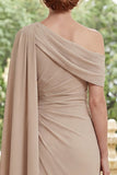 Vestido de Mãe da Noiva de Chiffon de Um Ombro Longo Franzido com Capa Lateral