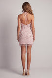 Blush brilhante Vestido de cocktail justo, curto com folhos e contas com franjas