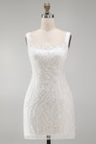 Vestido de cocktail curto, curto e justo, branco branco de alças grossas com misangas