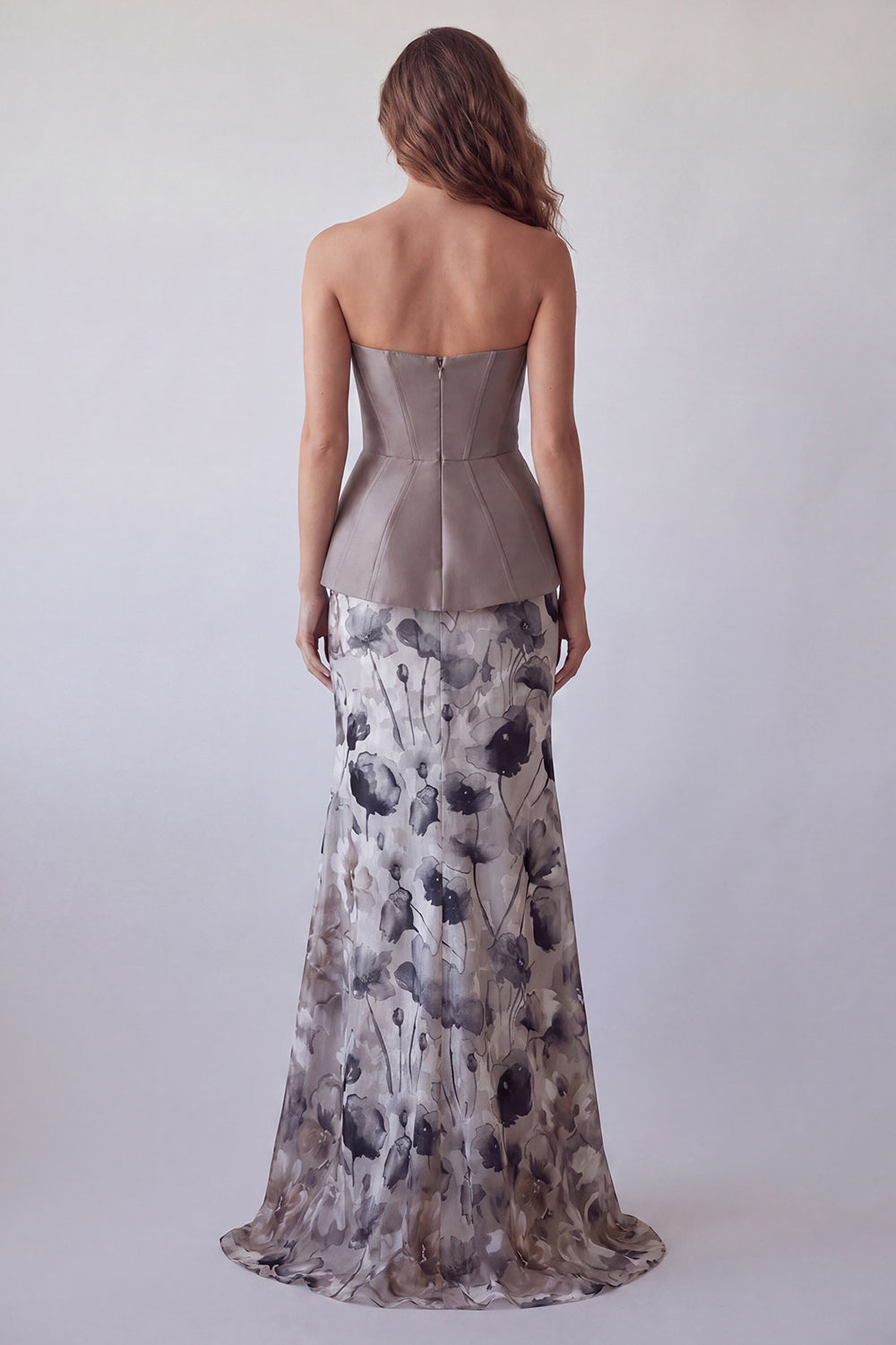 Vestido Formal Longo Vintage Floral de Sireia Malva em Chiffon Sem Alças