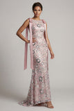Vestido de mãe da noiva com gola barco longa e com gola barco e sereia cor-de-rosa brilhante com laços