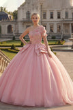 Vestido de baile cor-de-rosa com aplicação de um ombro e vestido de quinceañera