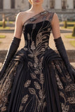 Vestido preto de baile com um ombro e vestido de quinceañera aplicado