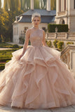 Vestido de baile champanhe de um ombro com missangas e folhos