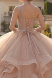 Vestido de baile champanhe de um ombro com missangas e folhos