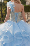 Vestido de baile de um ombro azul-céu aplicado com folhos