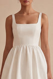 Vestido Curto de Graduação Linha A de Decote Quadrado Branco