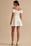 Vestido Curto Branco de Ombro a Ombro com Linha-A para a Formatura