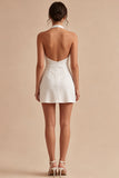 Cabresto simples Um vestido branco sem costas