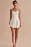 Simples Uma Linha Esparguete Correias Vestido Branco Pequeno