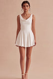 Vestido de Graduação Mini Linha A com gola branca