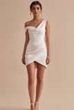 Bodycon Vestidinho Branco Assimétrico e Franzido