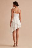 Mini vestido branco franzido com alças finas e folhos A Line
