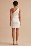 Vestido de Graduação Mini Branco Bodycon Franzido de Um Ombro com Fenda