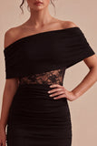 Mini vestido bodycon preto de renda ombro descoberto