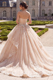 Vestido de Quinceañera com Folhos e Folhos com Aplicação Champanhe Sem Alças