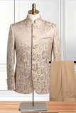Fato masculino de 2 peças, de abotoamento simples e dourado estampado