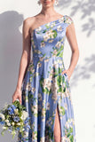 Vestido de dama de honor azul floral Linha A de um ombro com fenda
