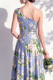 Vestido de dama de honor azul floral Linha A de um ombro com fenda