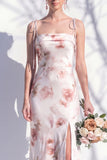 Vestido de dama de honor com alças finas florais vermelho marfim