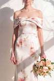 Vestido de Dama de Honor Floral Marfim em Marfim Ombro Descoberto