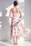 Vestido de dama de honor verde floral em linha A com gola em capuz