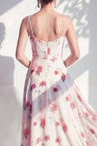 Vestido de dama de honor verde floral em linha A com gola em capuz