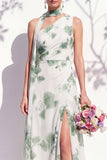 Vestido de dama de honor verde floral Linha A de um ombro com fenda