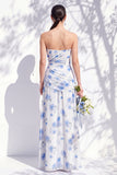 Vestido de dama de honor azul sem alças floral A Line com fenda