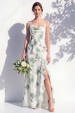 Vestido de dama de honor azul floral com folhos e decote capuz