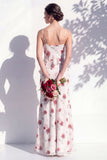 Vestido de dama de honor azul floral com folhos e decote capuz