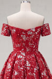 Vestido de Finalistas de Finalistas Curtas Espartilho Vermelho Floral Vermelho A Brilhante com Missangas