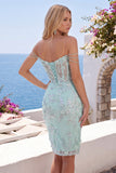 Vestido de Homecoming com Bodycon Bodycon com Espartilho Floral de Menta e Abertura