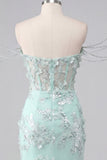 Vestido de Homecoming com Bodycon Bodycon com Espartilho Floral de Menta e Abertura
