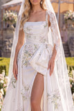 Vestido de Noiva de Praia com Contas Brancas E Verdes, Cauda de Flores Brancas Verdes, com Véus