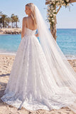 Vestido de Noiva de Praia Franzido em Renda Floral em Renda Branca com Véus