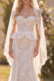 Vestido de Noiva Boémio com Corset Boémio com Cauda Branca Floral Renda Floral e Sereia