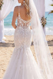 Vestido de Noiva Boémio de Renda Floral Branca com Cauda de Espartilho de Sereia com Véus