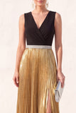 Vestido formal preto dourado com decote em V plissado e fenda