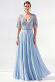 Vestido de Mãe da Noiva Verde Verde em V, Flor de Chiffon em V, com bordas de missangas