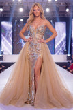 Vestido longo de concurso com espartilho transparente e sereia de champanhe brilhante