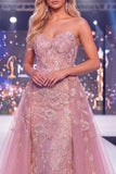 Vestido longo de concurso floral com espartilho de merreia Blush de Sereia