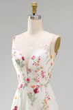 Vestido de Noiva Floral Linha A com decote em V em marfim