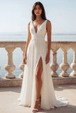 Vestido de Noiva em Chiffon Franzido em Marfim com Decote em V, linha A