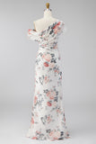 Vestido formal longo de sereia preta com flor franzida em chiffon com um ombro