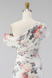 Vestido formal longo de sereia preta com flor franzida em chiffon com um ombro