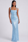 Vestido formal de sereia azul claro com gola quadrada e lantejoulas
